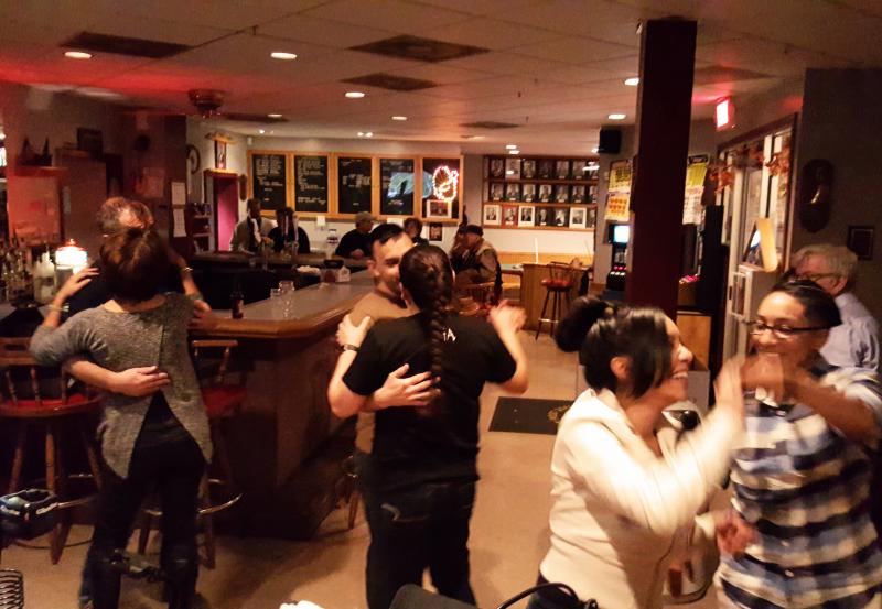 More fab dancers